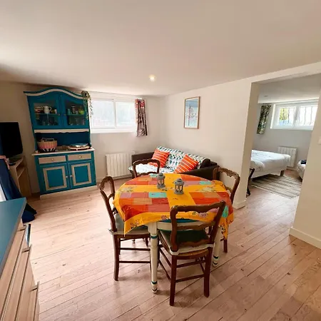 T2 Rdc A 700m Porteau, Jardin Clos, Calme, Renove En 2025 Apartmán *