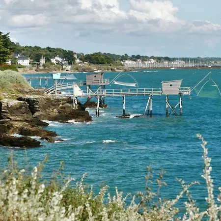 T2 Rdc A 700m Porteau, Jardin Clos, Calme, Renove En 2025