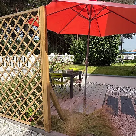 T2 Rdc A 700m Porteau, Jardin Clos, Calme, Renove En 2025 Apartment